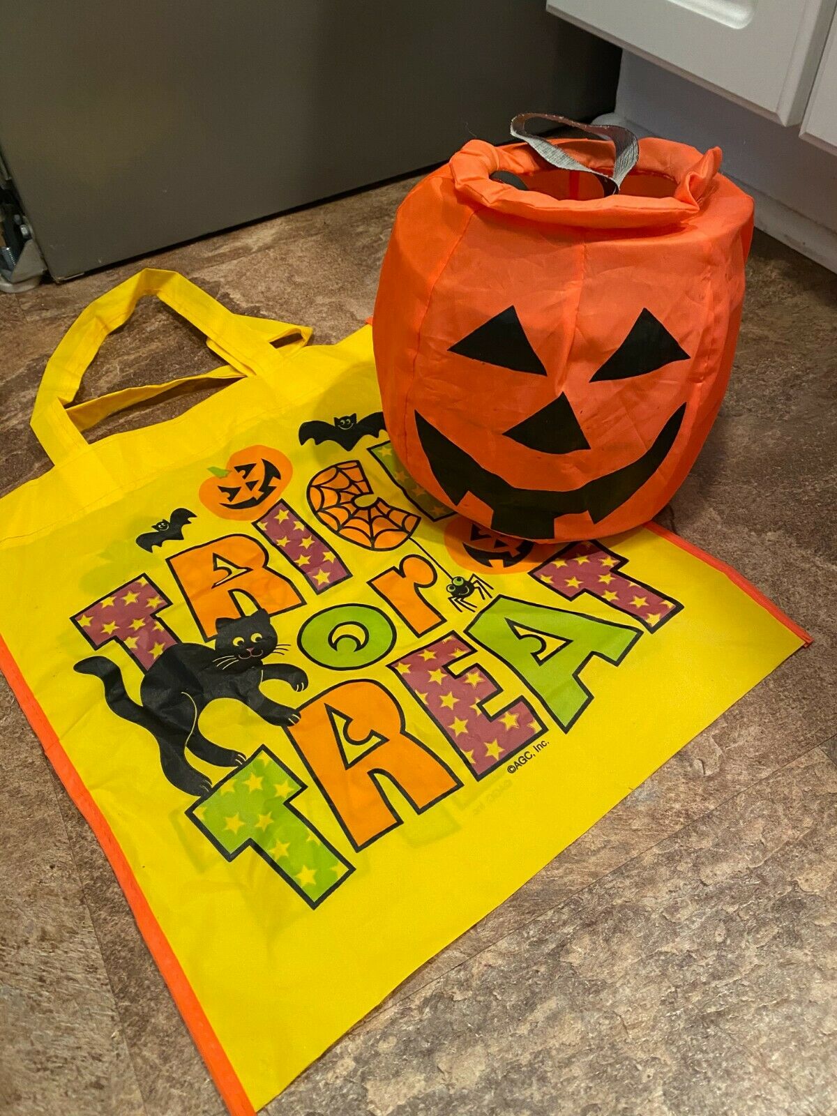 2 Pcs Halloween Pumpkin Orange Pop Up Bag / Trick Or Treat Black Cat Spider Bag